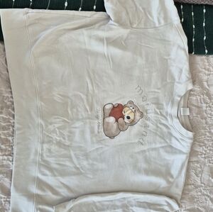 Uniqlo White Crew Neck Sweater with Bear Design